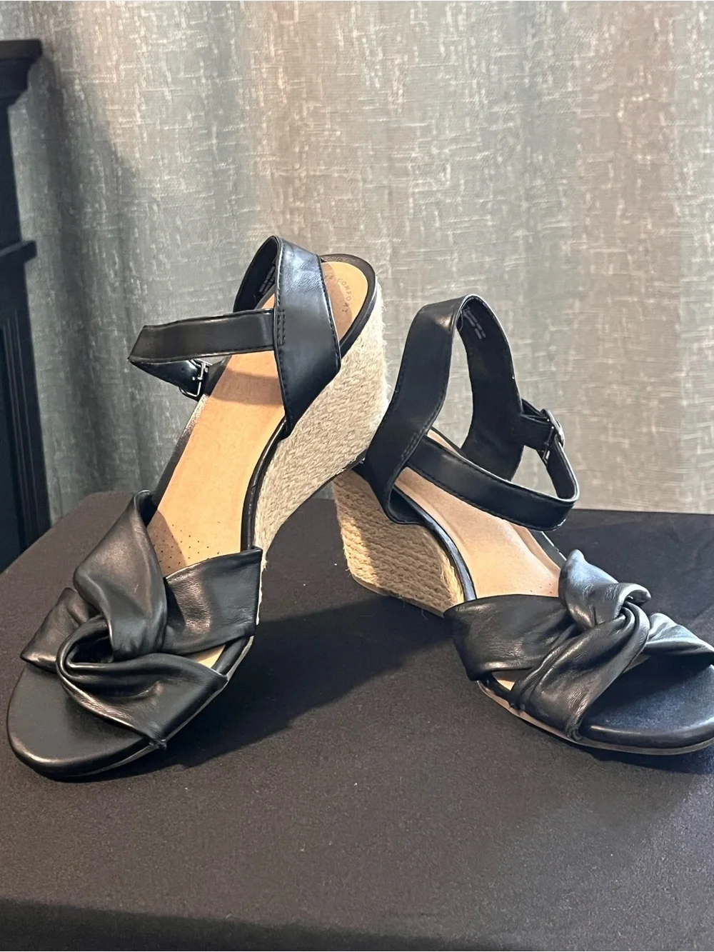 Clarks Black Knot Front Wedge Sandals